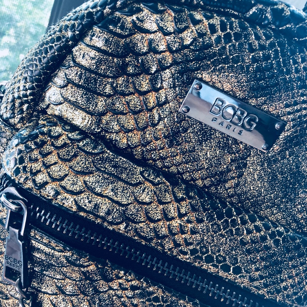 BCBG Mini Backpack 💛🖤 - Picture 3 of 3